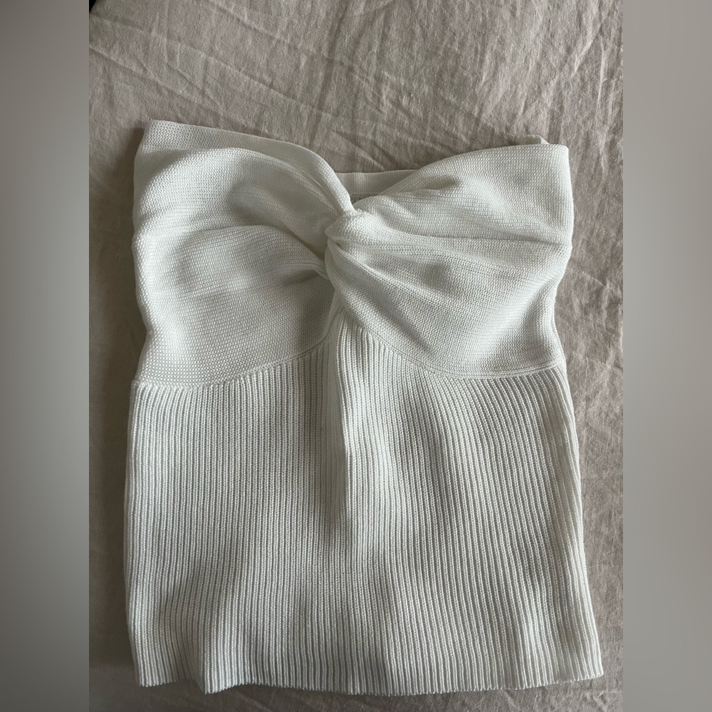 Strapless knit tube top